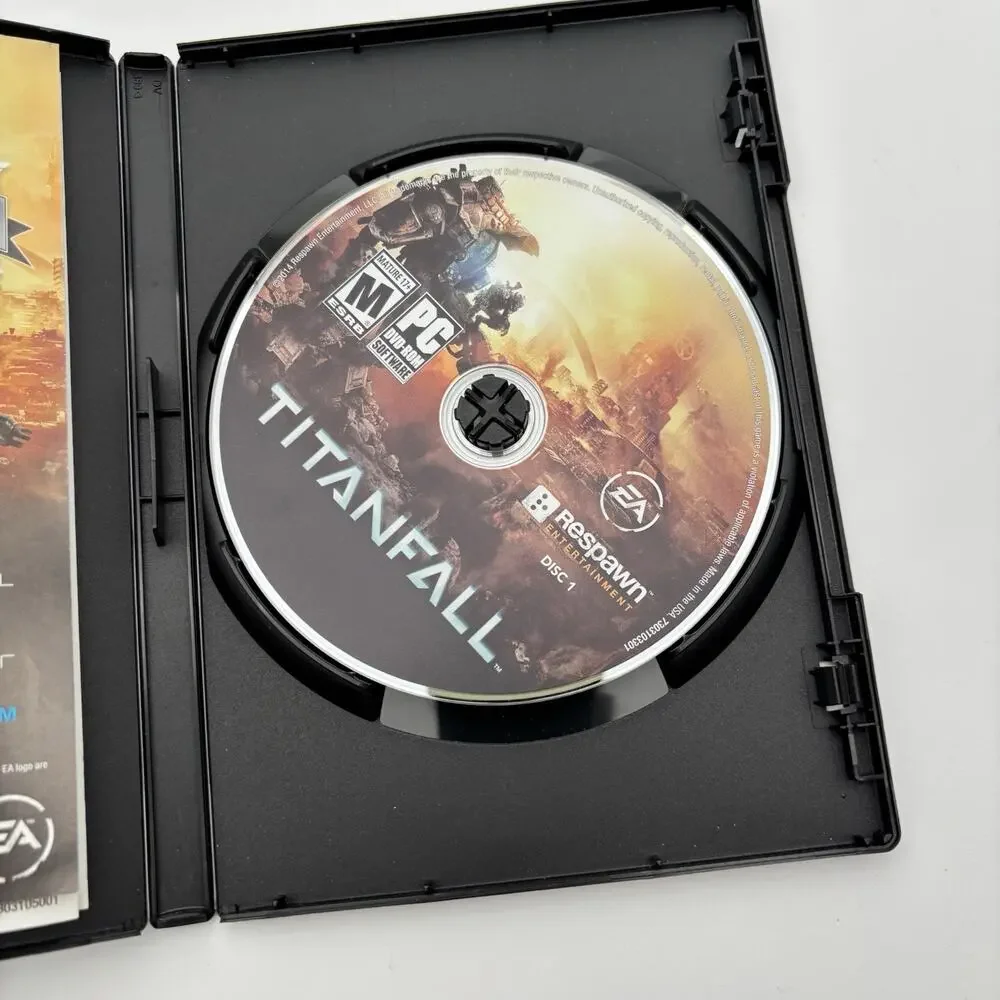 Titanfall (PC: Windows, 2014) COMPLETE 3 DISC SET - TESTED. Works.